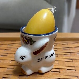 Holland 1985 Hand painted Johnson Rabbit Egg Holder with Yellow Egg